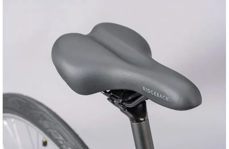 2021 Ridgeback Comet Hybrid Bike in Red-7