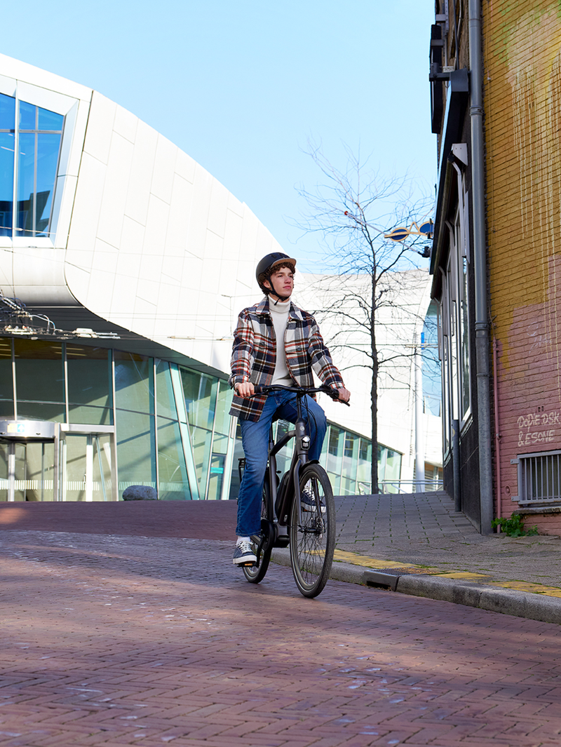 Gazelle Esprit HMS Lowstep 418Wh in Black-2