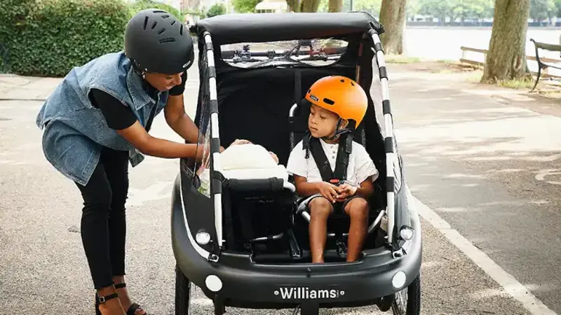 Winther Kangaroo Luxe Black with Black Canopy Shimano EP6 Mid Motor-2